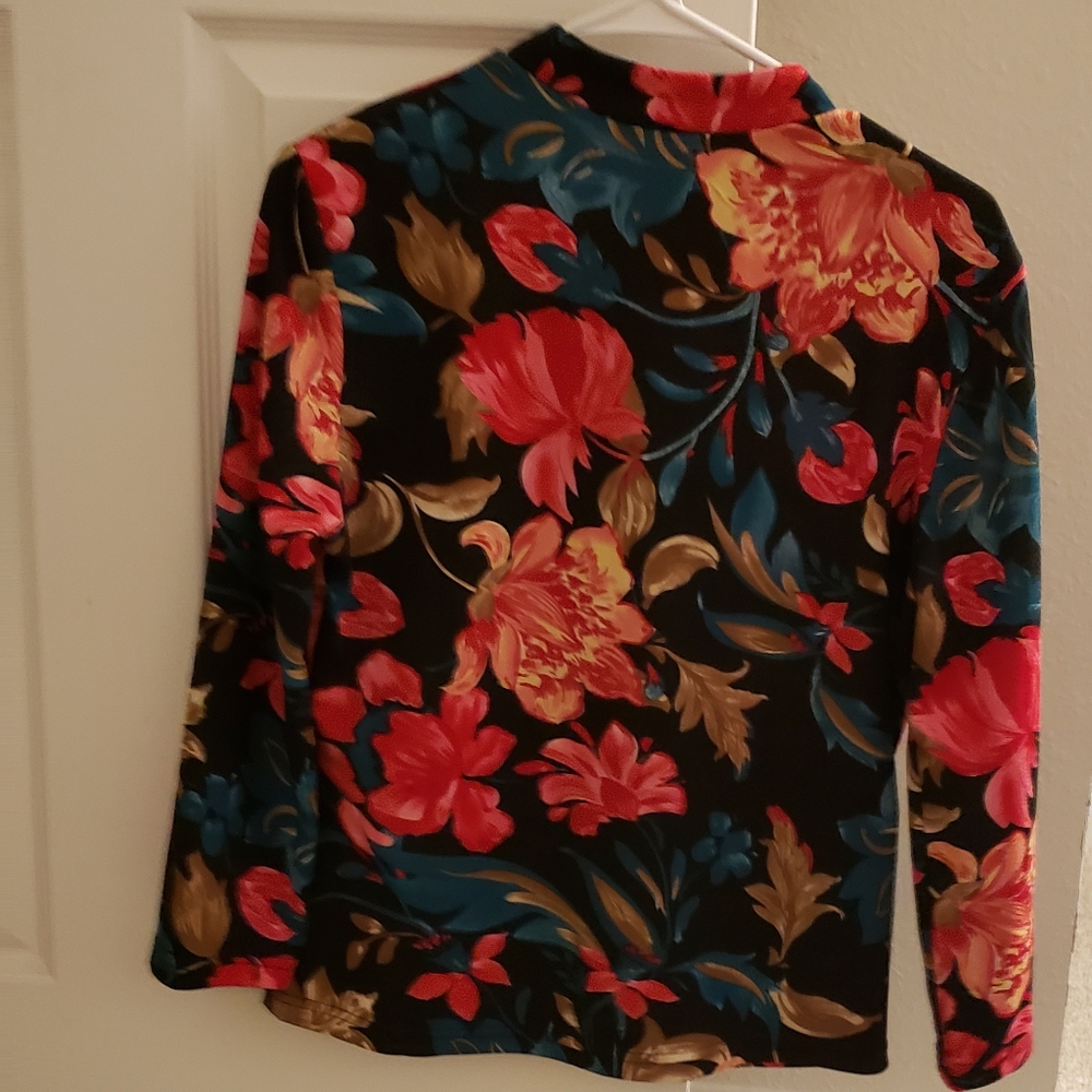 New flower print shirt